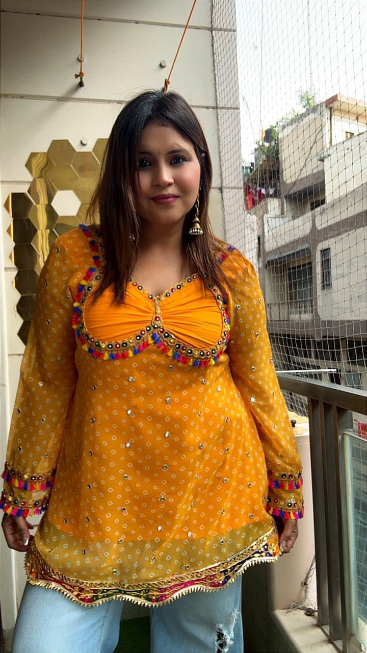 Kesariya Raas Kurti