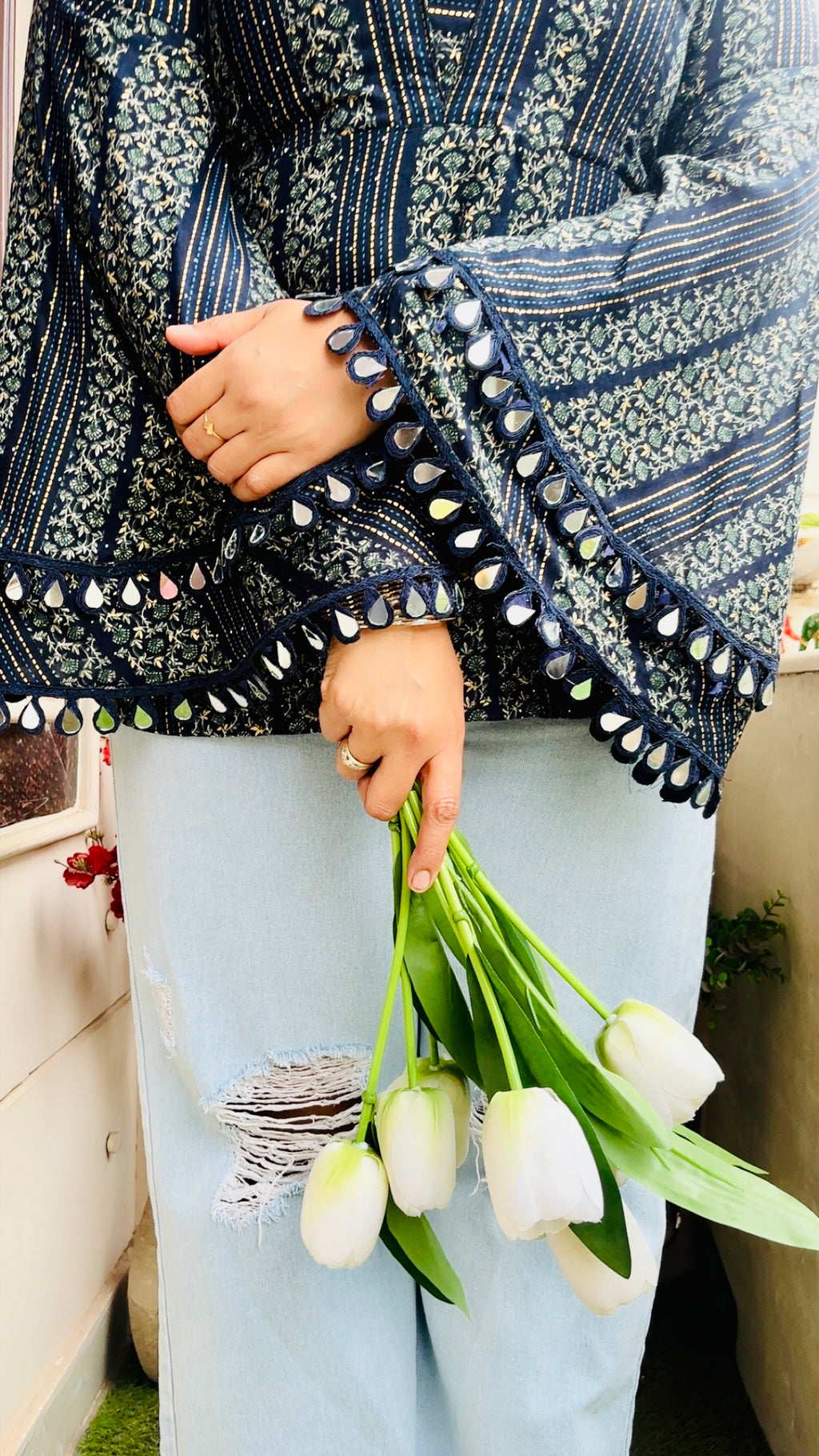 Meher Aaina Kurti