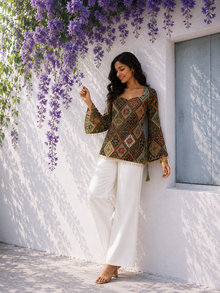 The Nazakat Kurti