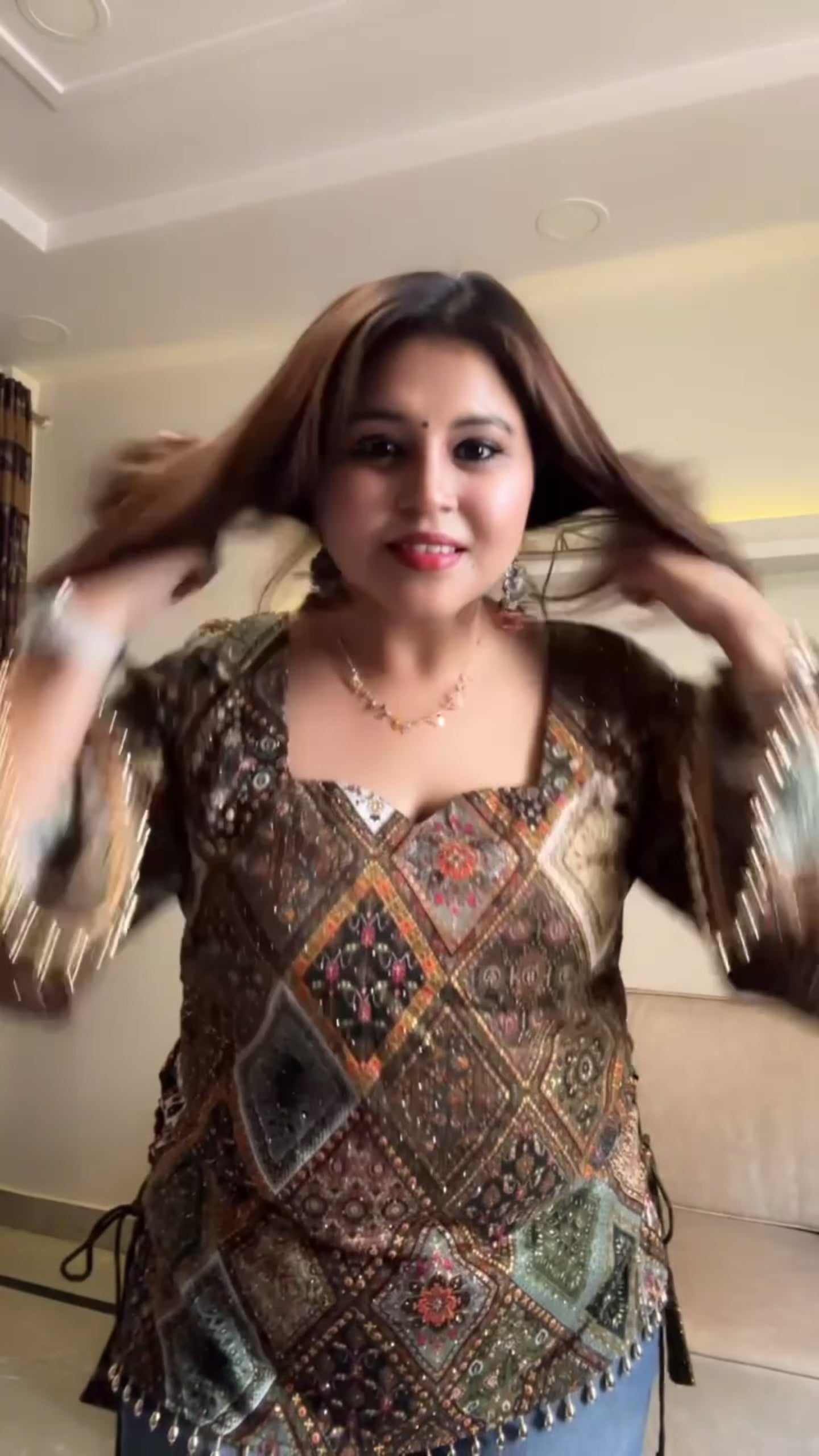 The Nazakat Kurti